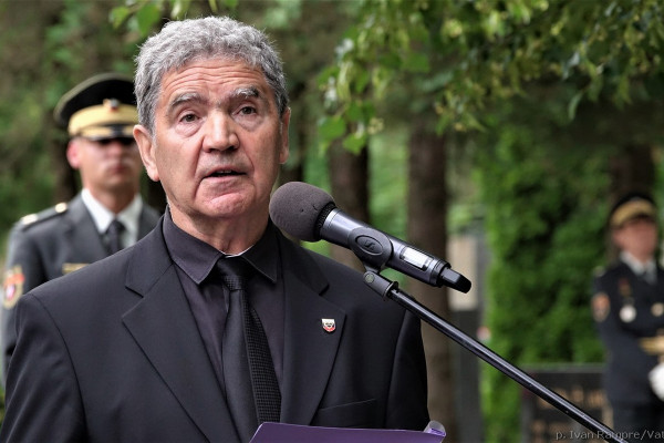 Dr. Juhant: Zelo čudno bi bilo, če bi kandidati, ki niso poslovali transparentno, dobili možnost, da postanejo predsednik države